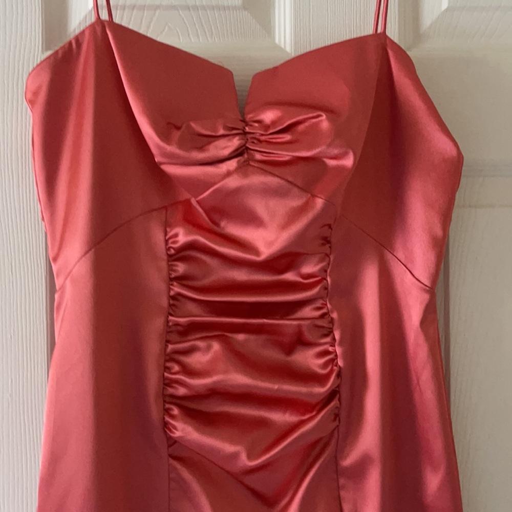 Dress - Picture 2 of 3